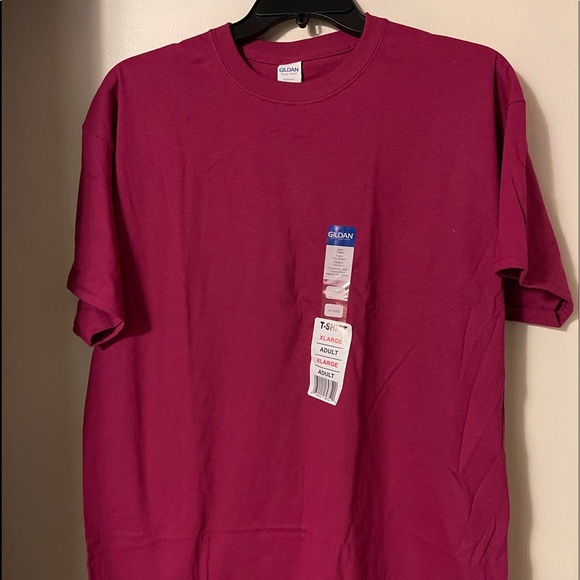 Gildan men’s XL cotton t-shirt. NWT. - Picture 1 of 3